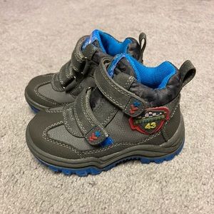 Beeko Boy Boots - NWOT